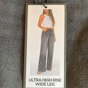 BCBGeneration Black Flare Jeans NWT Size 27/31